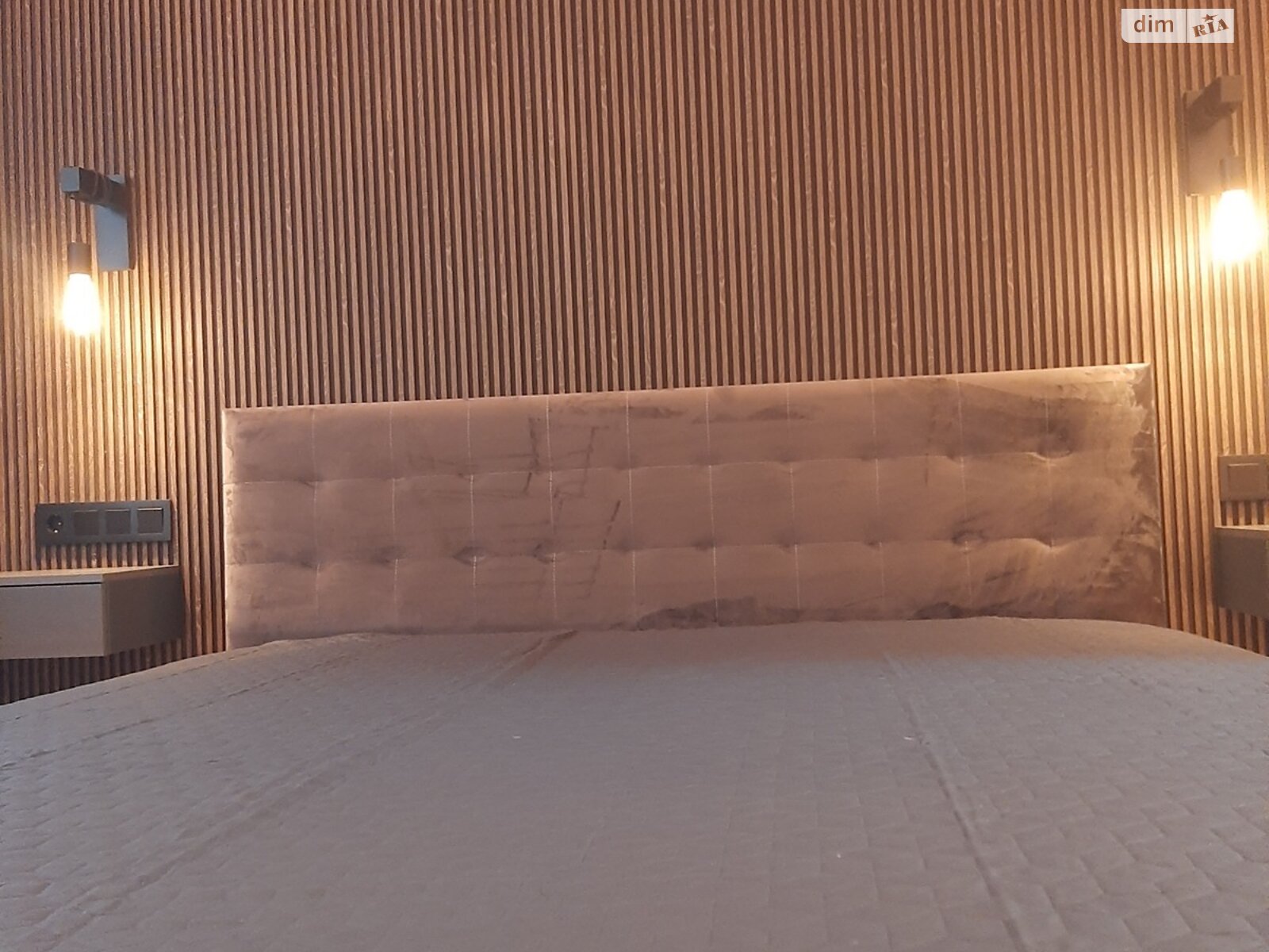 Продаж двокімнатної квартири в Вінниці, на вул. Василя Порика, район Вишенька фото 1 Продаж двокімнатної квартири в Вінниці, на вул. Василя Порика, район Вишенька фото 1