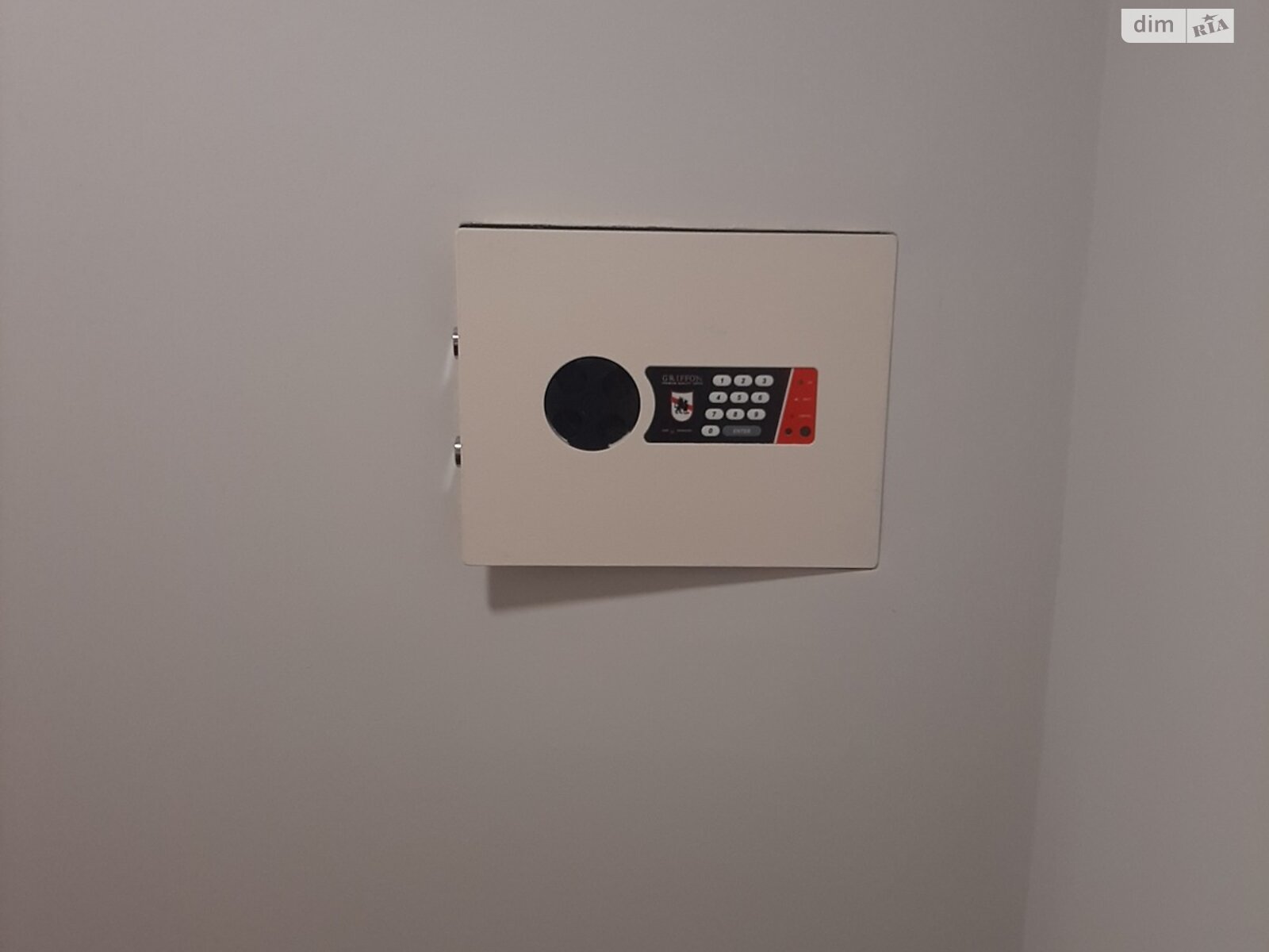 Продаж двокімнатної квартири в Вінниці, на вул. Василя Порика, район Вишенька фото 1 Продаж двокімнатної квартири в Вінниці, на вул. Василя Порика, район Вишенька фото 1