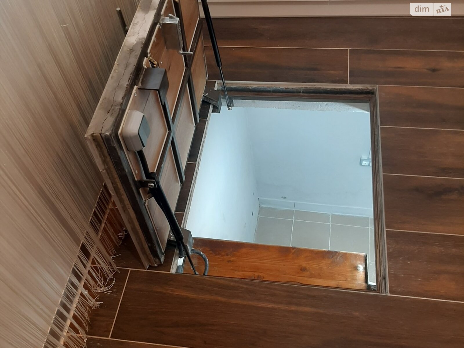 Продаж двокімнатної квартири в Вінниці, на вул. Василя Порика, район Вишенька фото 1 Продаж двокімнатної квартири в Вінниці, на вул. Василя Порика, район Вишенька фото 1