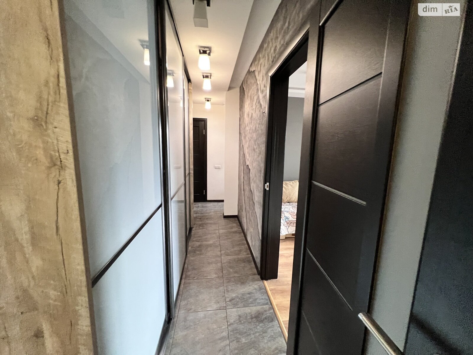 Продажа трехкомнатной квартиры в Виннице, на ул. Андрея Первозванного 52, район Вишенка фото 1 Продажа трехкомнатной квартиры в Виннице, на ул. Андрея Первозванного 52, район Вишенка фото 1
