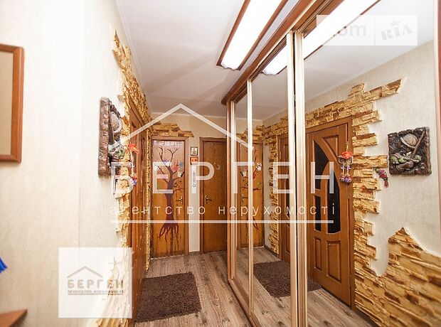 Продаж двокімнатної квартири в Вінниці на вул. Келецька район Вишенька фото 1 Продаж двокімнатної квартири в Вінниці на вул. Келецька район Вишенька фото 1
