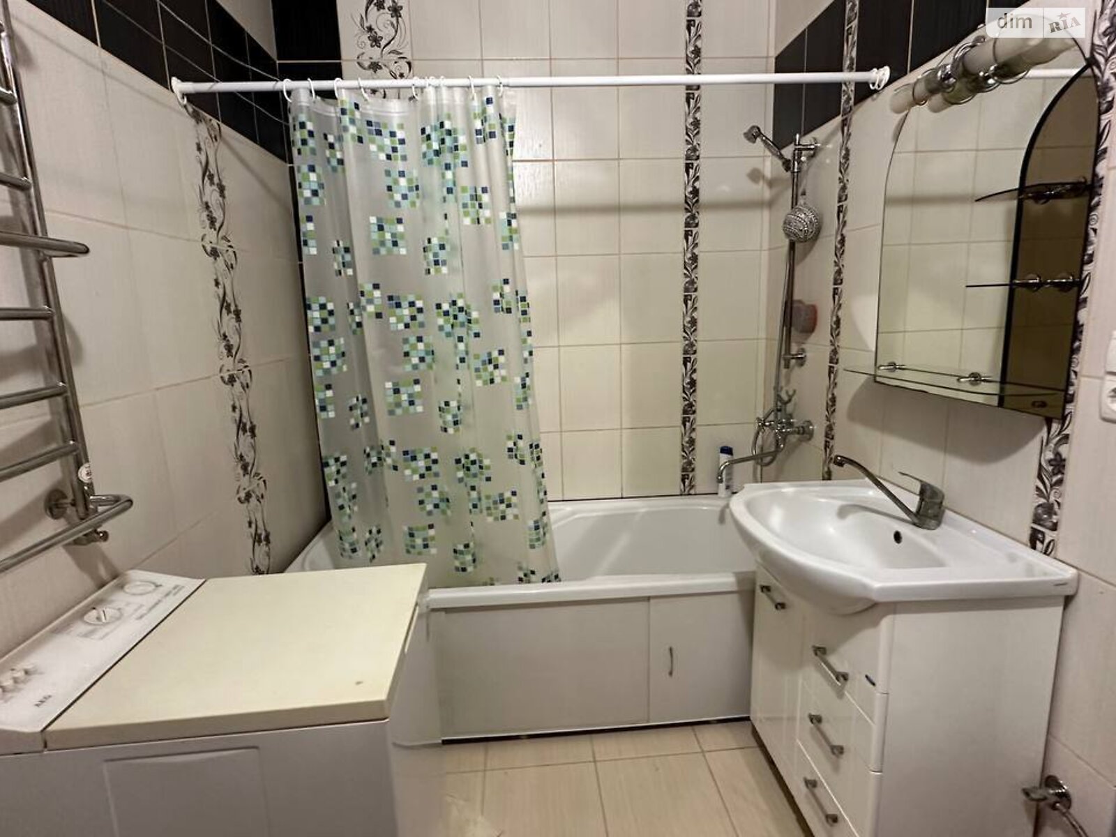 Продаж трикімнатної квартири в Вінниці, на вул. Келецька, район Вишенька фото 1 Продаж трикімнатної квартири в Вінниці, на вул. Келецька, район Вишенька фото 1