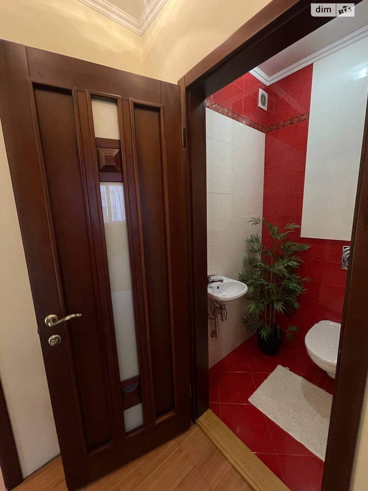 Продаж трикімнатної квартири в Вінниці, на вул. Келецька, район Вишенька фото 1 Продаж трикімнатної квартири в Вінниці, на вул. Келецька, район Вишенька фото 1