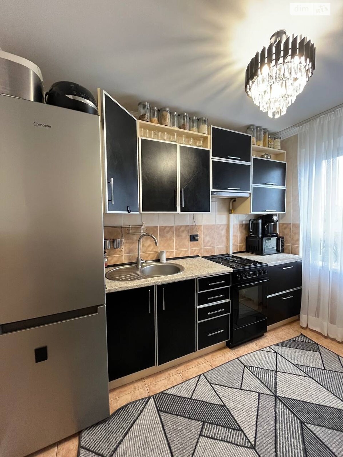 Продажа трехкомнатной квартиры в Виннице, на ул. Келецкая, район Вишенка фото 1 Продажа трехкомнатной квартиры в Виннице, на ул. Келецкая, район Вишенка фото 1