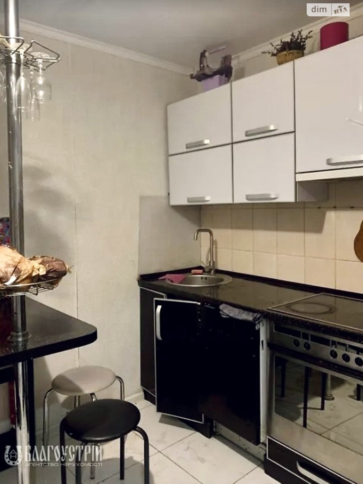 Продаж двокімнатної квартири в Вінниці, на просп. Космонавтів, район Вишенька фото 1