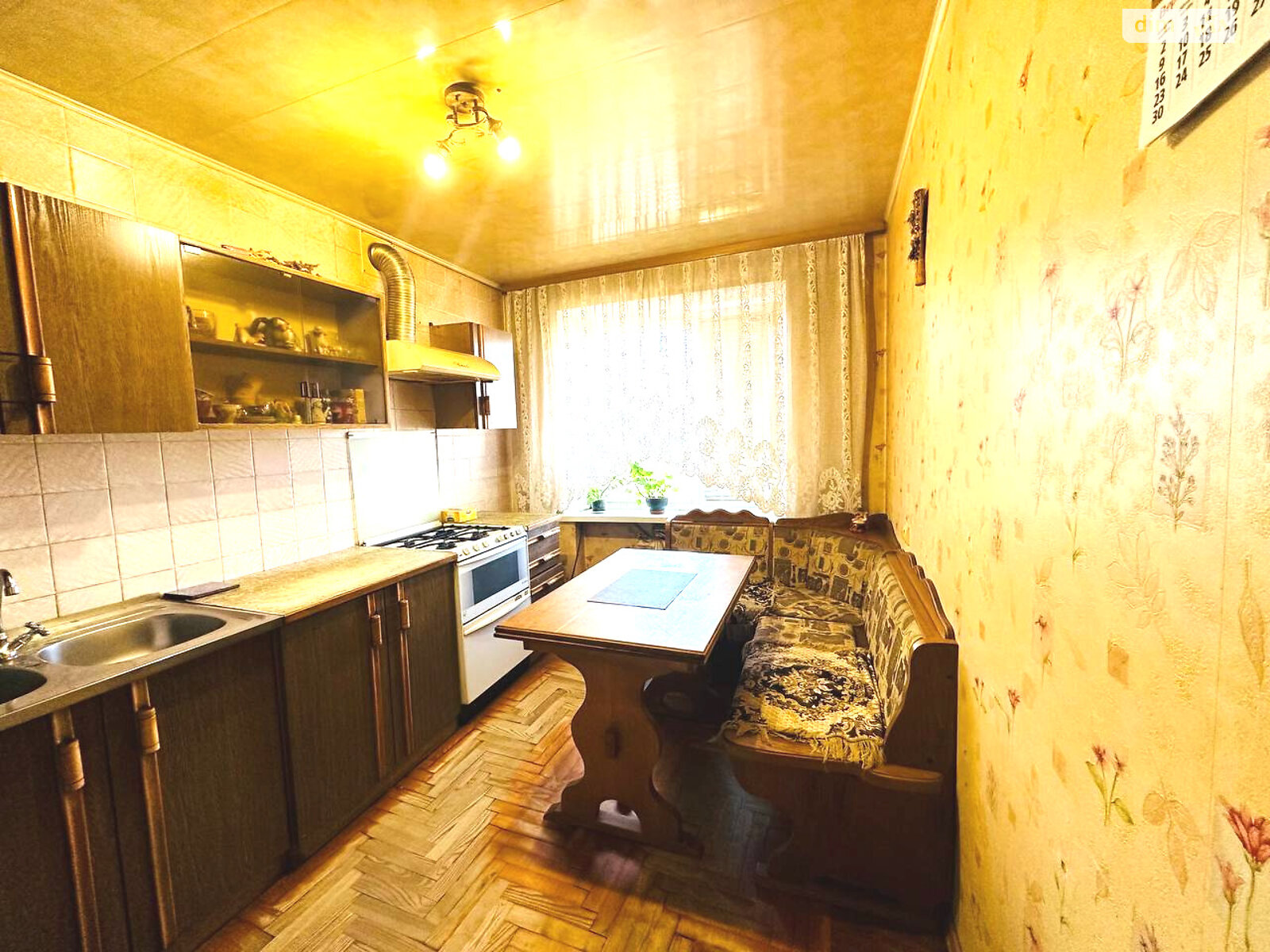 Продаж трикімнатної квартири в Вінниці, на просп. Космонавтів 42, район Вишенька фото 1 Продаж трикімнатної квартири в Вінниці, на просп. Космонавтів 42, район Вишенька фото 1
