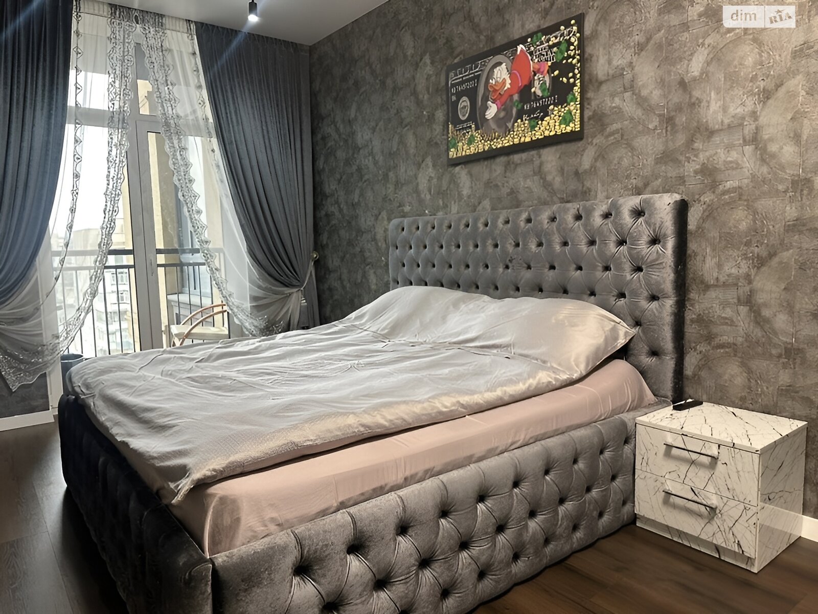 Продаж трикімнатної квартири в Вінниці, на просп. Космонавтів 49, район Вишенька фото 1 Продаж трикімнатної квартири в Вінниці, на просп. Космонавтів 49, район Вишенька фото 1