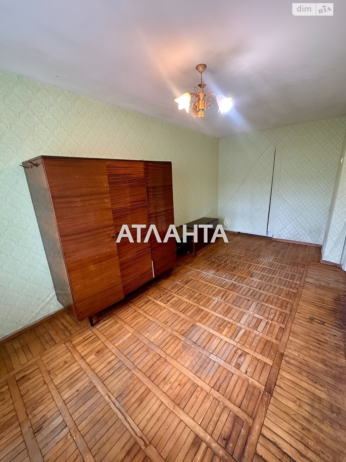 Продаж трикімнатної квартири в Вінниці, на просп. Космонавтів, район Вишенька фото 1 Продаж трикімнатної квартири в Вінниці, на просп. Космонавтів, район Вишенька фото 1