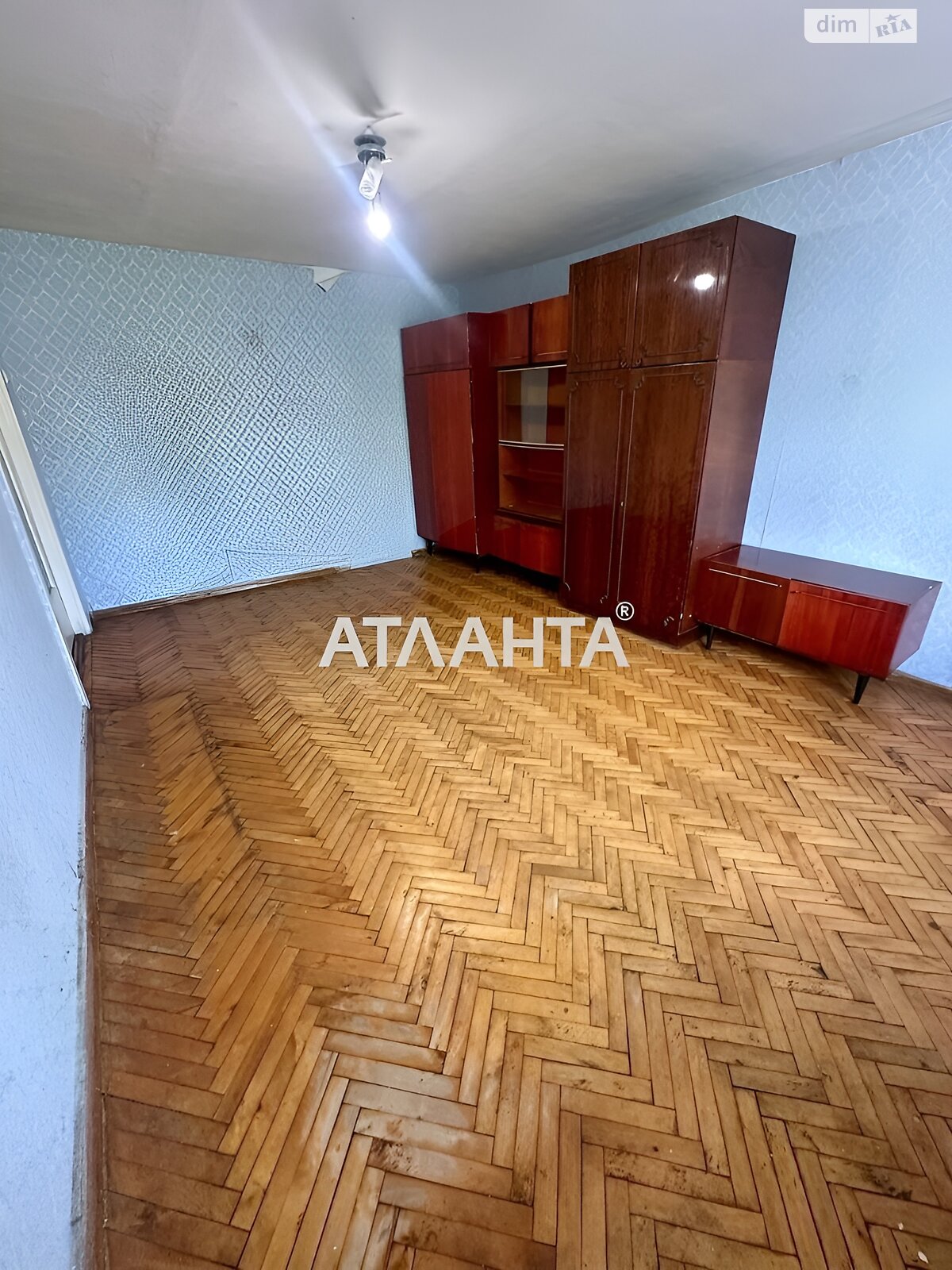Продаж трикімнатної квартири в Вінниці, на просп. Космонавтів, район Вишенька фото 1 Продаж трикімнатної квартири в Вінниці, на просп. Космонавтів, район Вишенька фото 1