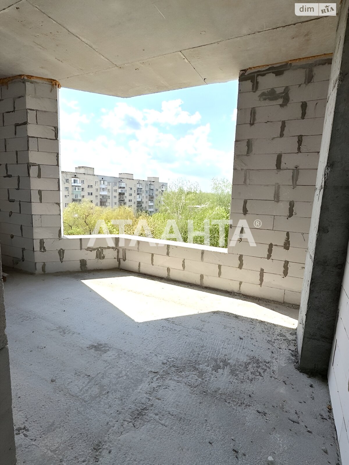 Продаж трикімнатної квартири в Вінниці, на просп. Космонавтів, район Вишенька фото 1 Продаж трикімнатної квартири в Вінниці, на просп. Космонавтів, район Вишенька фото 1