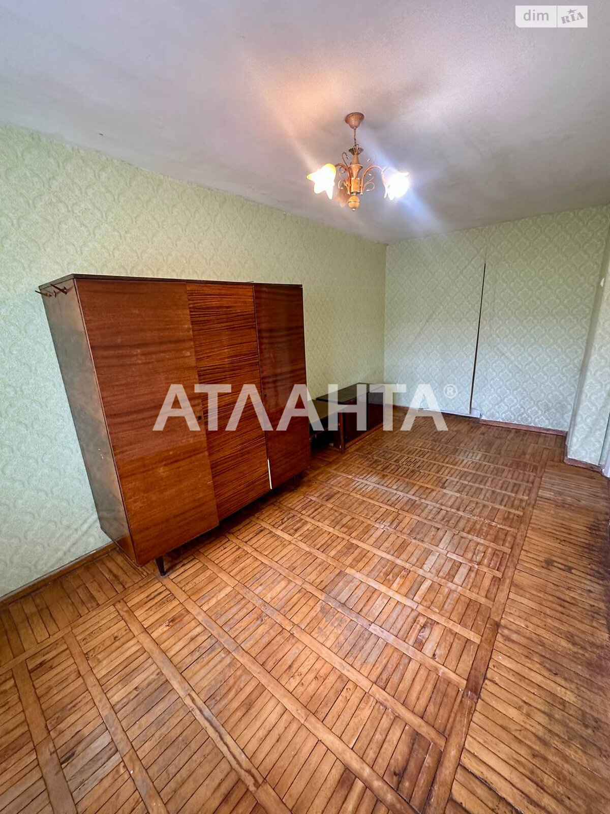 Продаж трикімнатної квартири в Вінниці, на просп. Космонавтів, район Вишенька фото 1 Продаж трикімнатної квартири в Вінниці, на просп. Космонавтів, район Вишенька фото 1