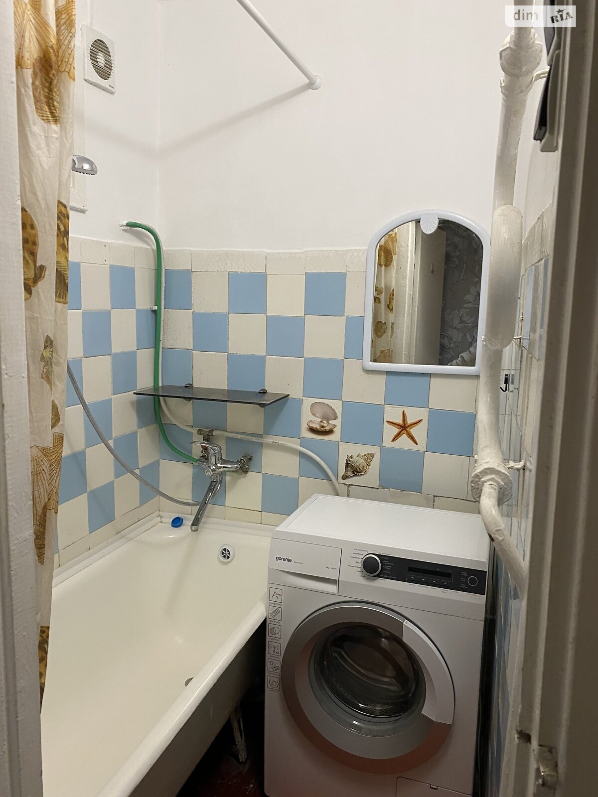 Продаж трикімнатної квартири в Вінниці, на просп. Космонавтів 61, район Вишенька фото 1 Продаж трикімнатної квартири в Вінниці, на просп. Космонавтів 61, район Вишенька фото 1
