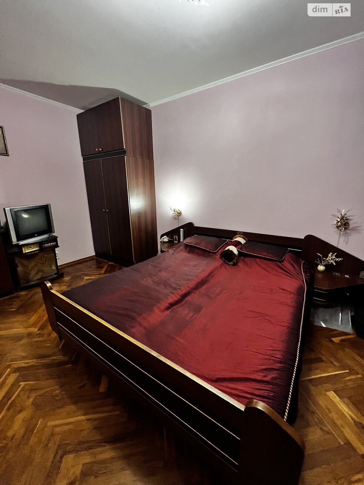 Продажа трехкомнатной квартиры в Виннице, на просп. Космонавтов, район Вишенка фото 1 Продажа трехкомнатной квартиры в Виннице, на просп. Космонавтов, район Вишенка фото 1