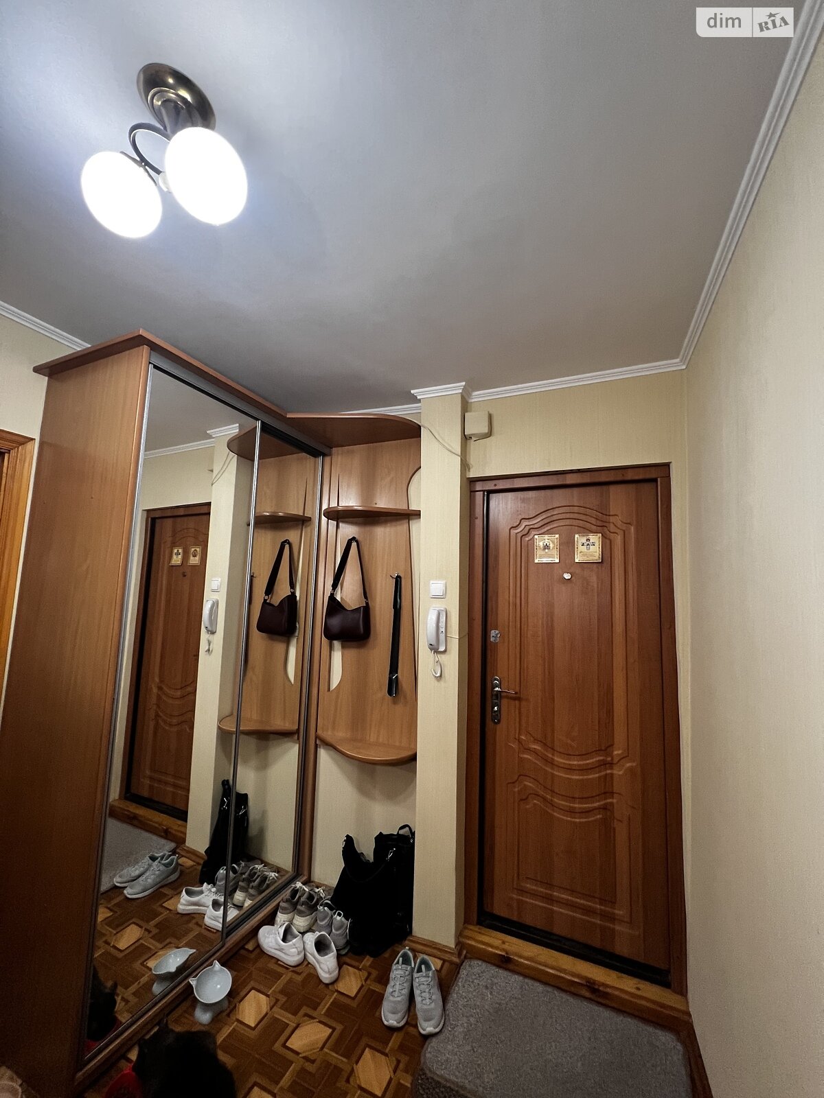 Продажа трехкомнатной квартиры в Виннице, на просп. Космонавтов, район Вишенка фото 1 Продажа трехкомнатной квартиры в Виннице, на просп. Космонавтов, район Вишенка фото 1