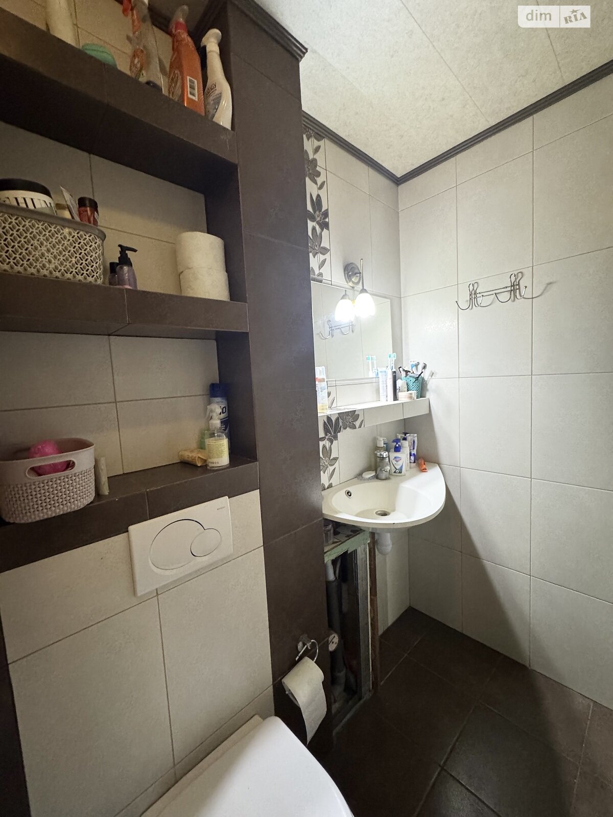 Продажа трехкомнатной квартиры в Виннице, на просп. Космонавтов, район Вишенка фото 1 Продажа трехкомнатной квартиры в Виннице, на просп. Космонавтов, район Вишенка фото 1