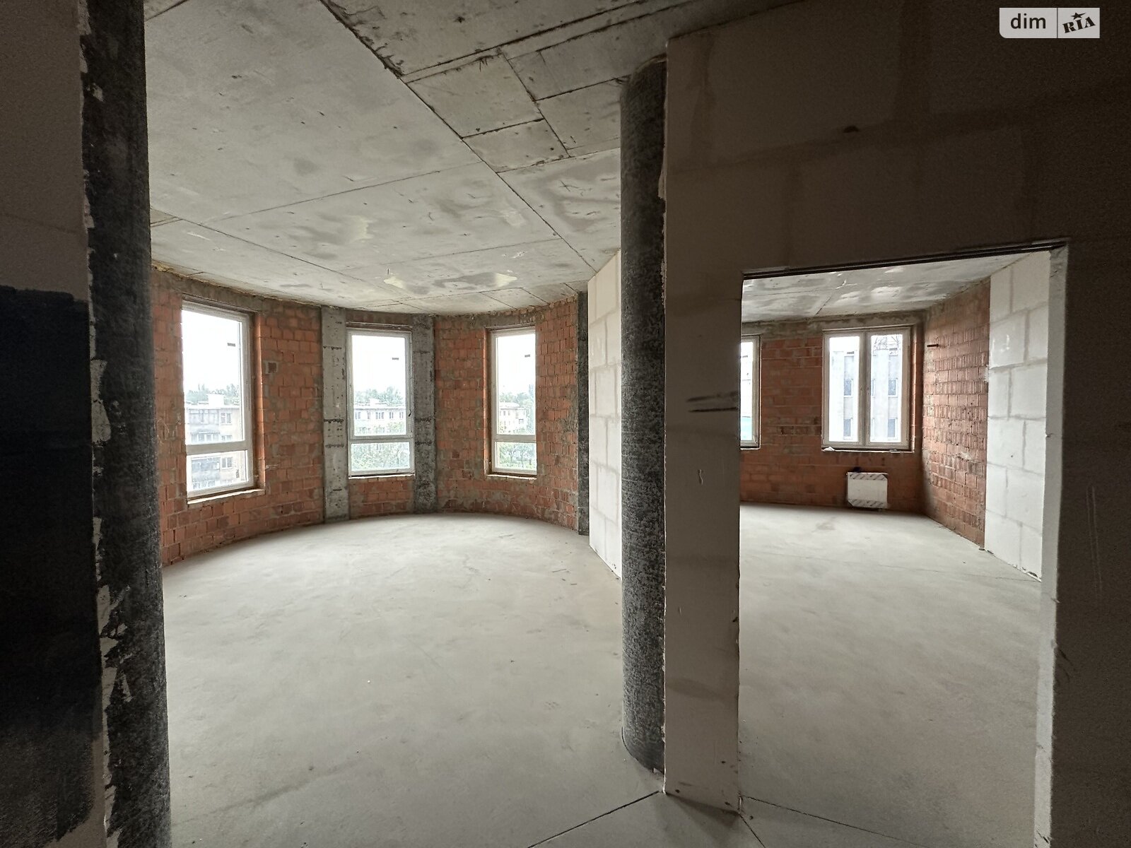 Продажа трехкомнатной квартиры в Виннице, на просп. Космонавтов 49, район Вишенка фото 1 Продажа трехкомнатной квартиры в Виннице, на просп. Космонавтов 49, район Вишенка фото 1