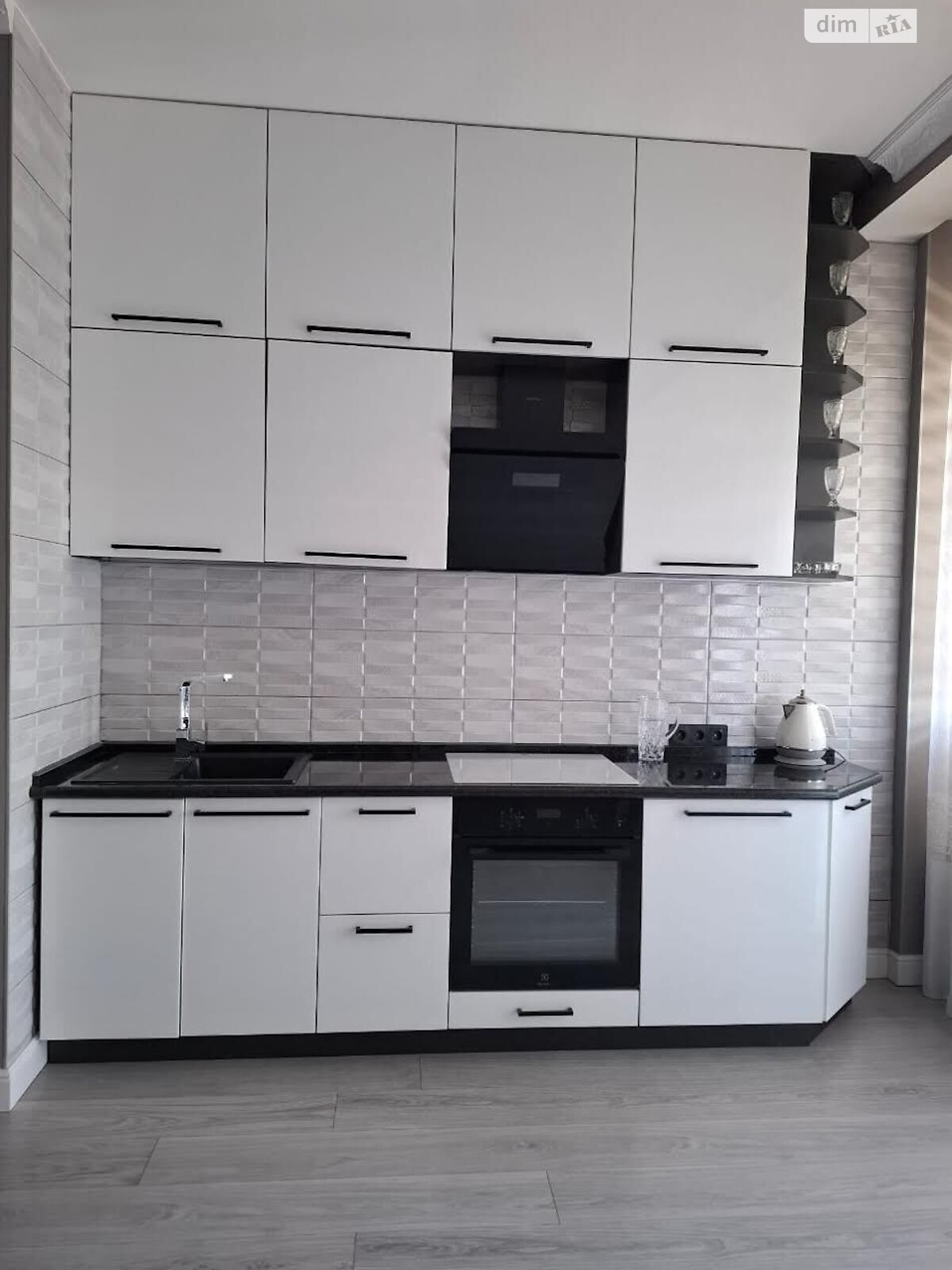 Продажа однокомнатной квартиры в Виннице, на просп. Космонавтов 49, район Вишенка фото 1 Продажа однокомнатной квартиры в Виннице, на просп. Космонавтов 49, район Вишенка фото 1