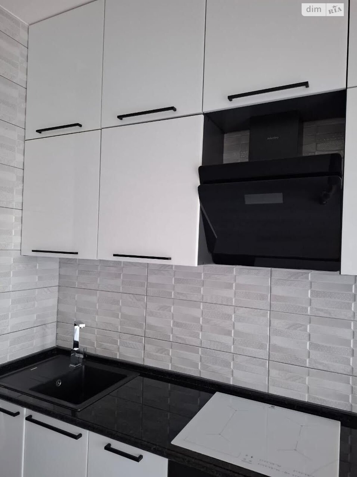 Продажа однокомнатной квартиры в Виннице, на просп. Космонавтов 49, район Вишенка фото 1 Продажа однокомнатной квартиры в Виннице, на просп. Космонавтов 49, район Вишенка фото 1