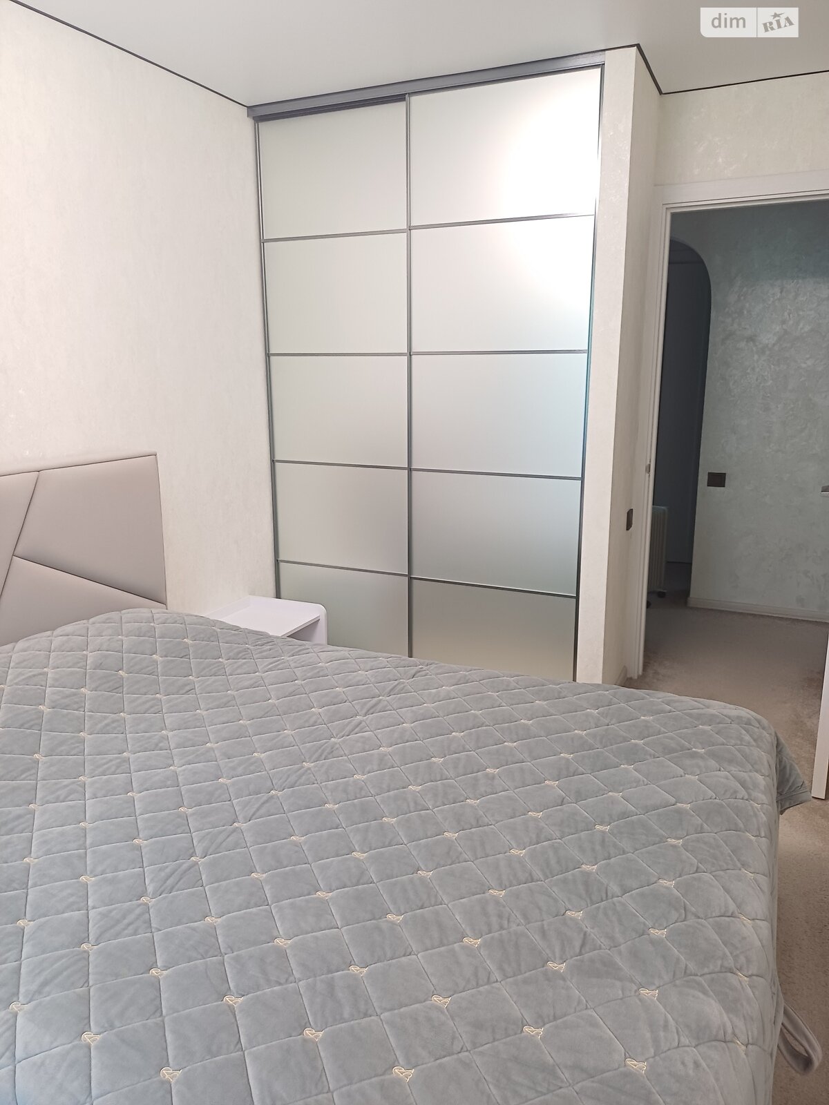 Продажа трехкомнатной квартиры в Виннице, на просп. Космонавтов, район Вишенка фото 1 Продажа трехкомнатной квартиры в Виннице, на просп. Космонавтов, район Вишенка фото 1