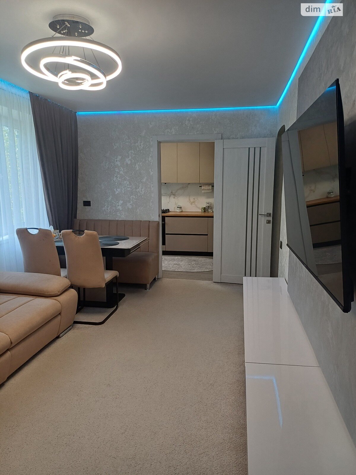 Продажа трехкомнатной квартиры в Виннице, на просп. Космонавтов, район Вишенка фото 1 Продажа трехкомнатной квартиры в Виннице, на просп. Космонавтов, район Вишенка фото 1