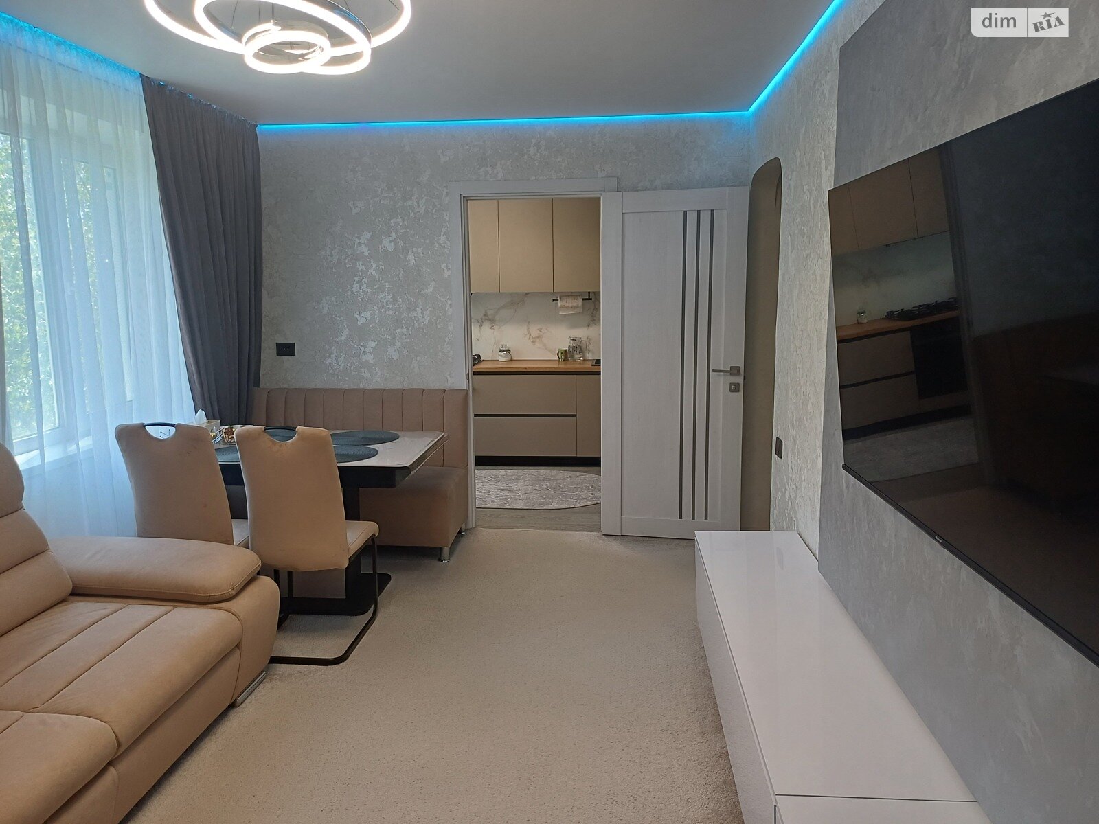 Продажа трехкомнатной квартиры в Виннице, на просп. Космонавтов, район Вишенка фото 1 Продажа трехкомнатной квартиры в Виннице, на просп. Космонавтов, район Вишенка фото 1