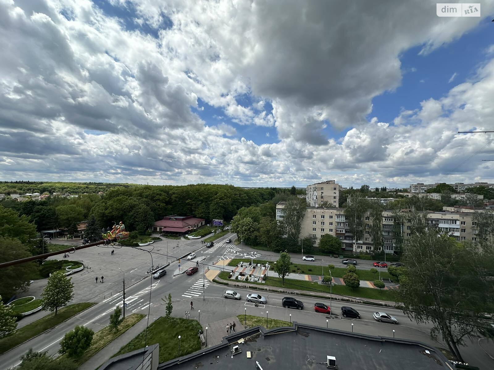 Продажа трехкомнатной квартиры в Виннице, на просп. Космонавтов, район Вишенка фото 1 Продажа трехкомнатной квартиры в Виннице, на просп. Космонавтов, район Вишенка фото 1