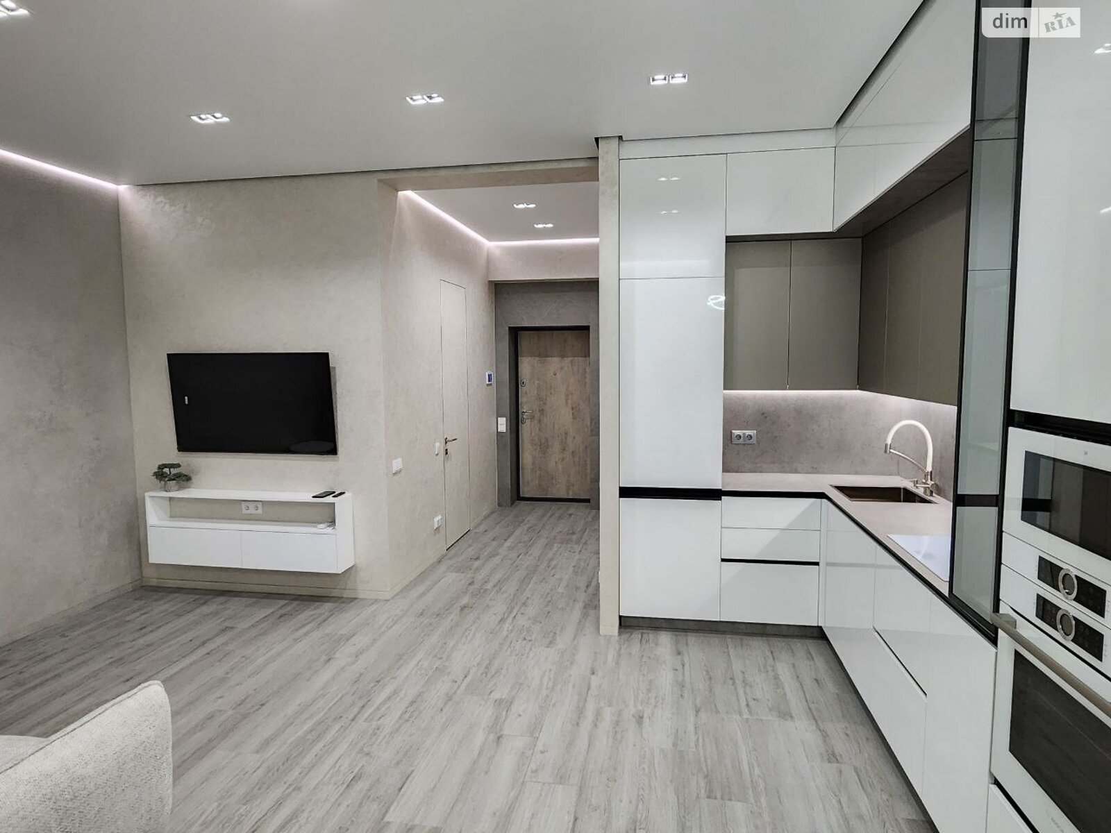 Продажа однокомнатной квартиры в Виннице, на просп. Космонавтов 49, район Вишенка фото 1 Продажа однокомнатной квартиры в Виннице, на просп. Космонавтов 49, район Вишенка фото 1