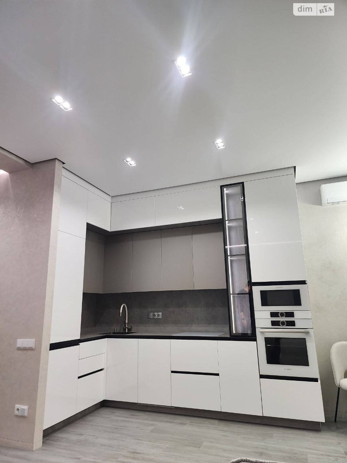 Продажа однокомнатной квартиры в Виннице, на просп. Космонавтов 49, район Вишенка фото 1 Продажа однокомнатной квартиры в Виннице, на просп. Космонавтов 49, район Вишенка фото 1