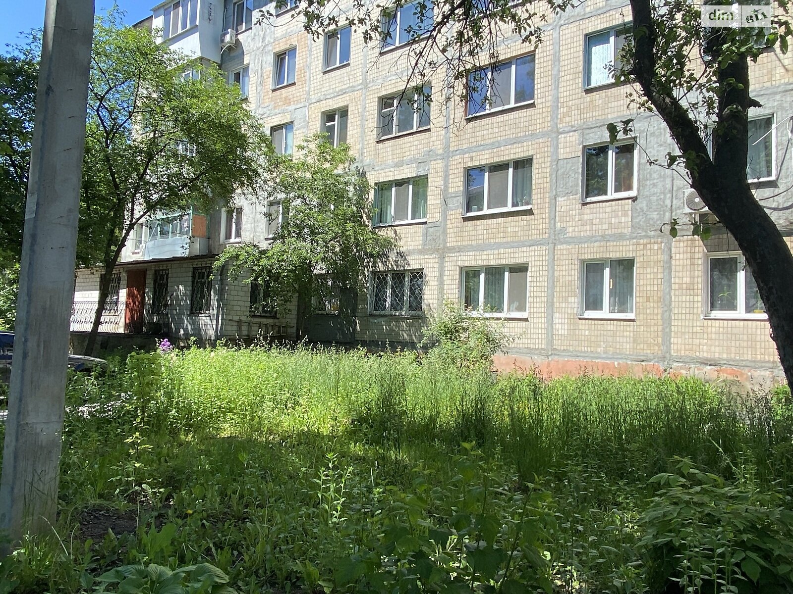 Продажа трехкомнатной квартиры в Виннице, на просп. Космонавтов, район Вишенка фото 1 Продажа трехкомнатной квартиры в Виннице, на просп. Космонавтов, район Вишенка фото 1