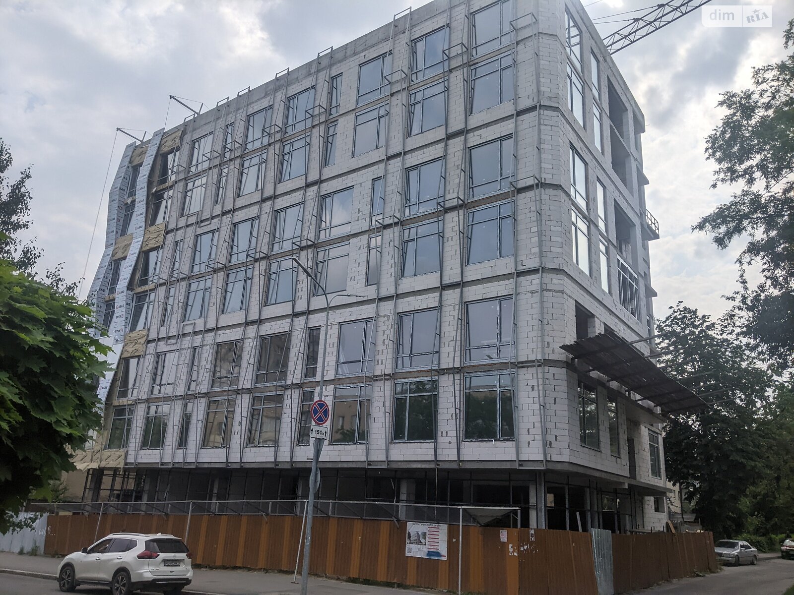 Продаж трикімнатної квартири в Вінниці, на просп. Космонавтів 74, район Вишенька фото 1 Продаж трикімнатної квартири в Вінниці, на просп. Космонавтів 74, район Вишенька фото 1