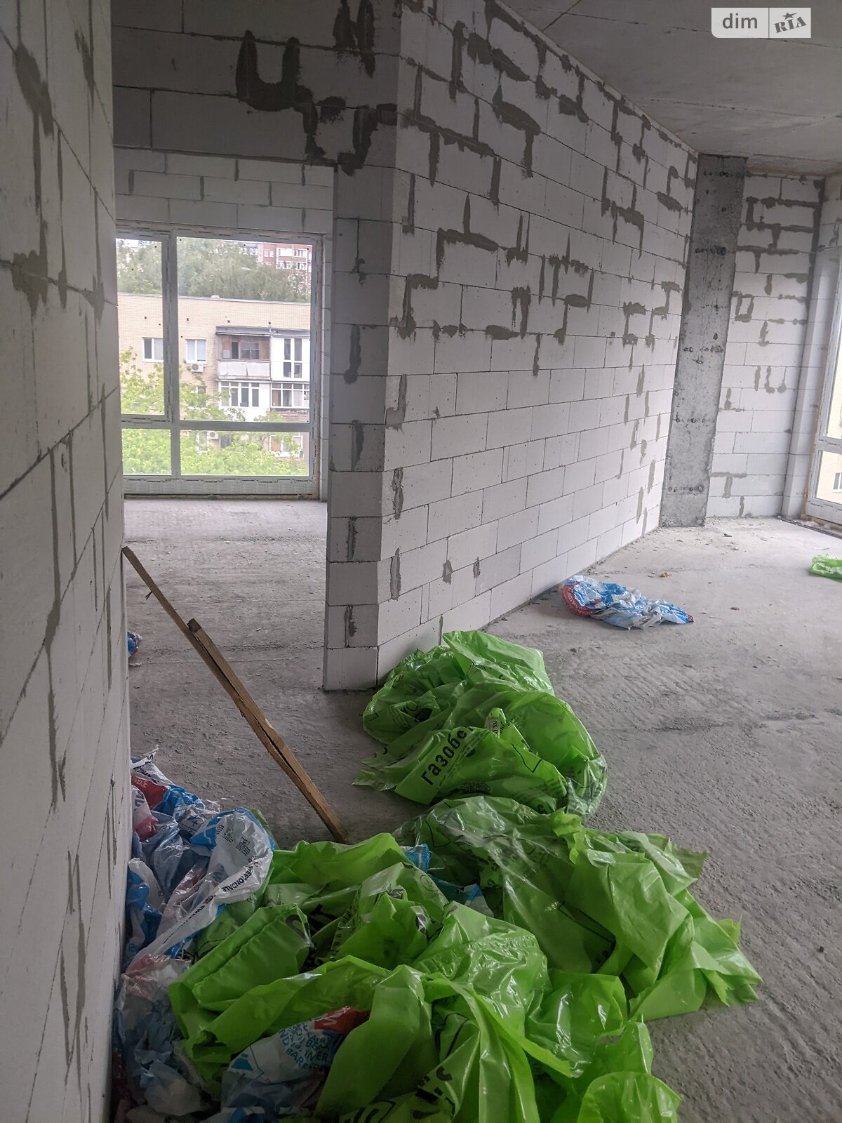 Продаж трикімнатної квартири в Вінниці, на просп. Космонавтів 74, район Вишенька фото 1 Продаж трикімнатної квартири в Вінниці, на просп. Космонавтів 74, район Вишенька фото 1