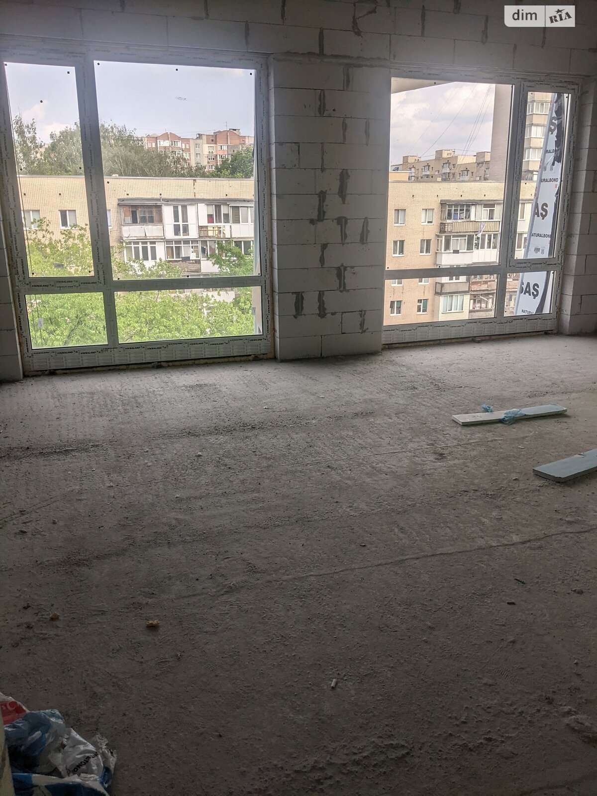 Продаж трикімнатної квартири в Вінниці, на просп. Космонавтів 74, район Вишенька фото 1 Продаж трикімнатної квартири в Вінниці, на просп. Космонавтів 74, район Вишенька фото 1