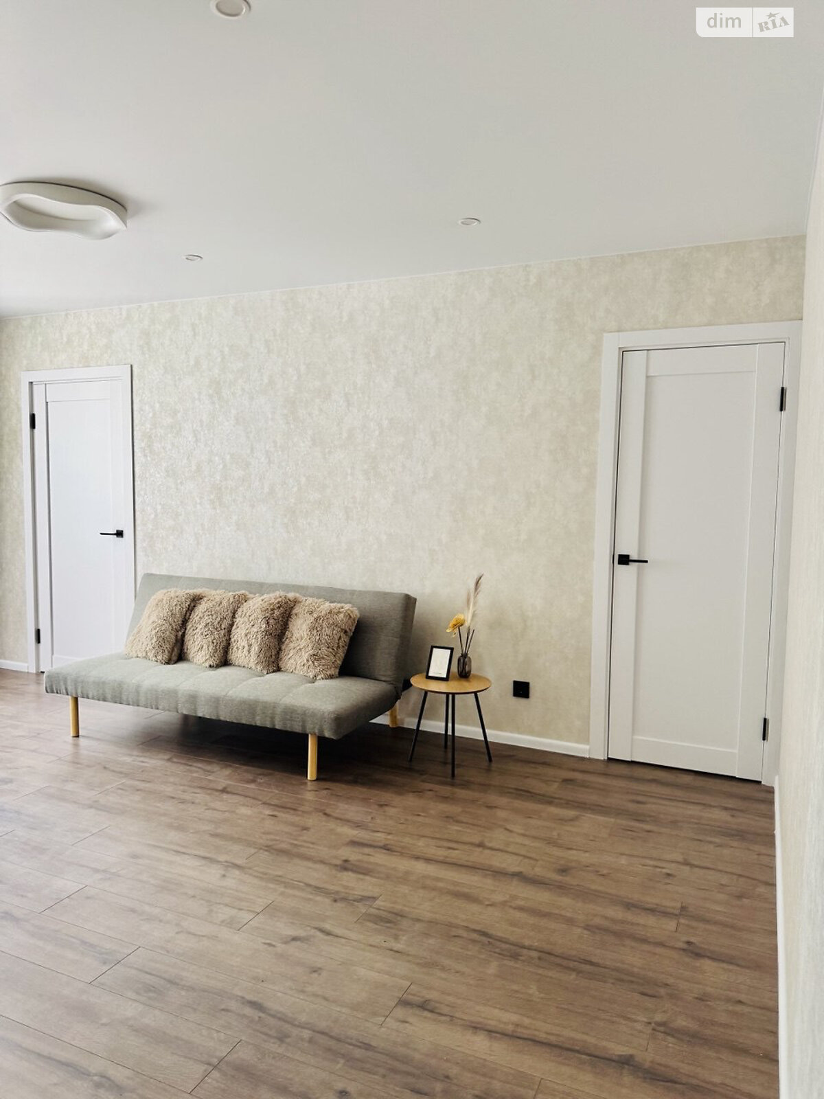 Продажа трехкомнатной квартиры в Виннице, на просп. Космонавтов 7, район Вишенка фото 1 Продажа трехкомнатной квартиры в Виннице, на просп. Космонавтов 7, район Вишенка фото 1