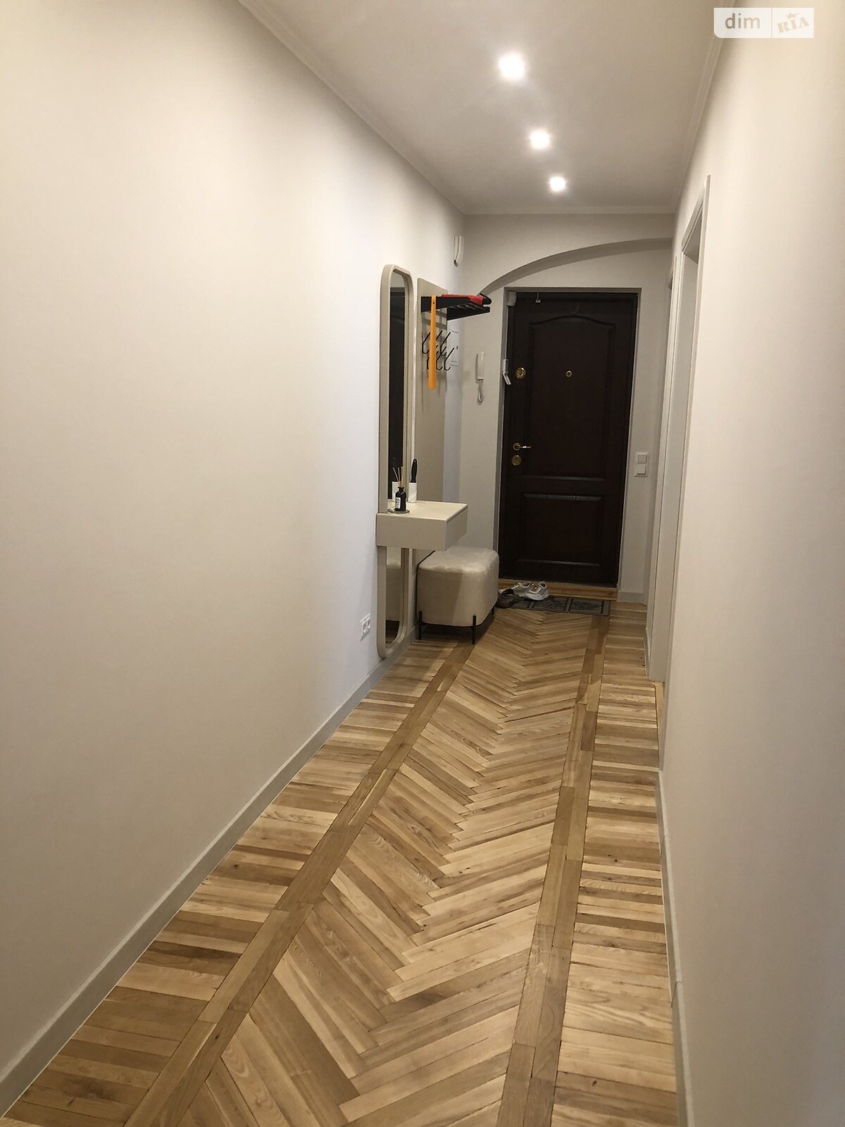 Продажа трехкомнатной квартиры в Виннице, на просп. Космонавтов 39, район Вишенка фото 1