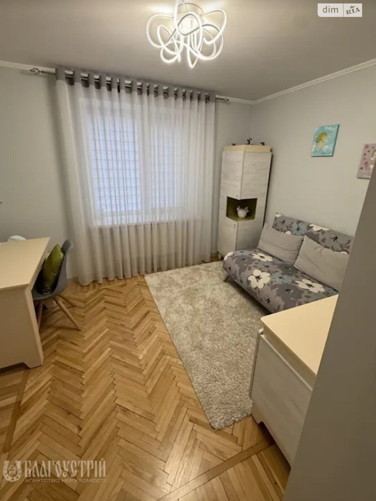 Продажа трехкомнатной квартиры в Виннице, на просп. Космонавтов 39, район Вишенка фото 1