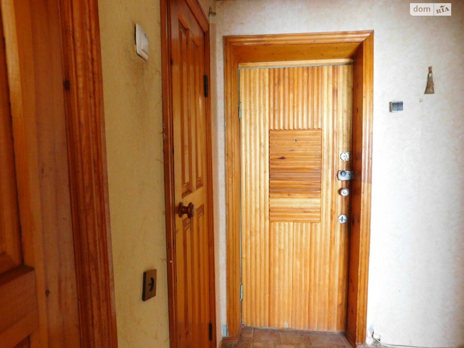 Продаж однокімнатної квартири в Вінниці, на просп. Юності, район Вишенька фото 1 Продаж однокімнатної квартири в Вінниці, на просп. Юності, район Вишенька фото 1