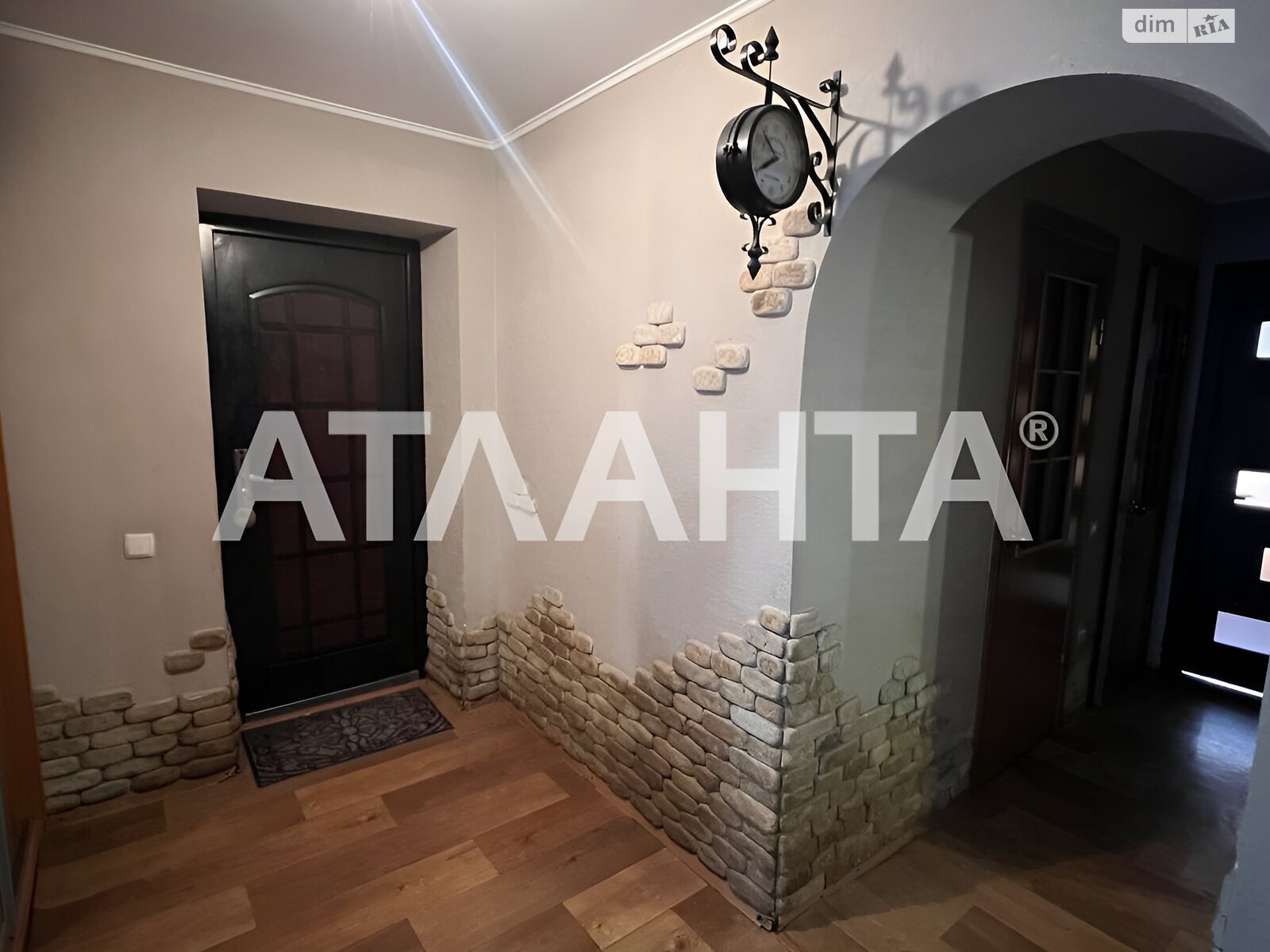 Продажа трехкомнатной квартиры в Виннице, на ул. Политехническая 14, район Вишенка фото 1 Продажа трехкомнатной квартиры в Виннице, на ул. Политехническая 14, район Вишенка фото 1