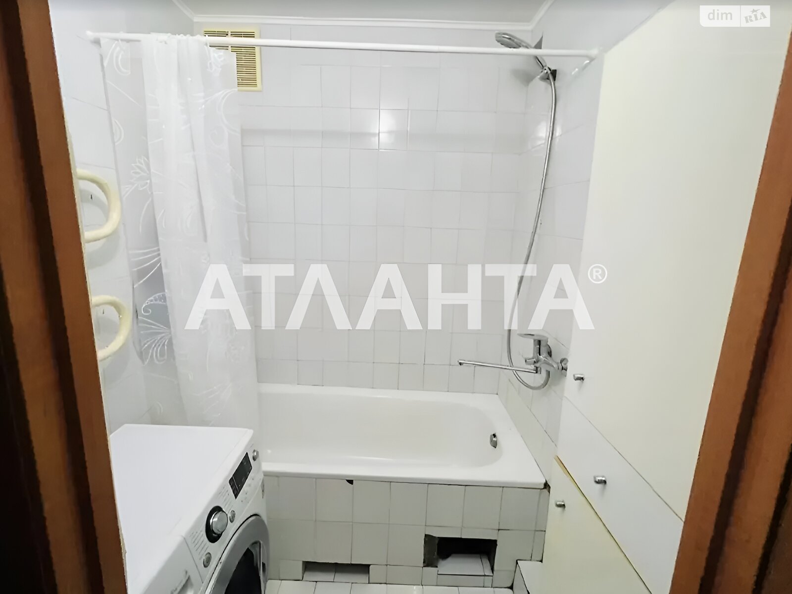 Продажа трехкомнатной квартиры в Виннице, на ул. Политехническая 14, район Вишенка фото 1 Продажа трехкомнатной квартиры в Виннице, на ул. Политехническая 14, район Вишенка фото 1