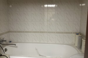 Продаж чотирикімнатної квартири в Вінниці, на вул. Політехнічна 10, район Вишенька фото 2