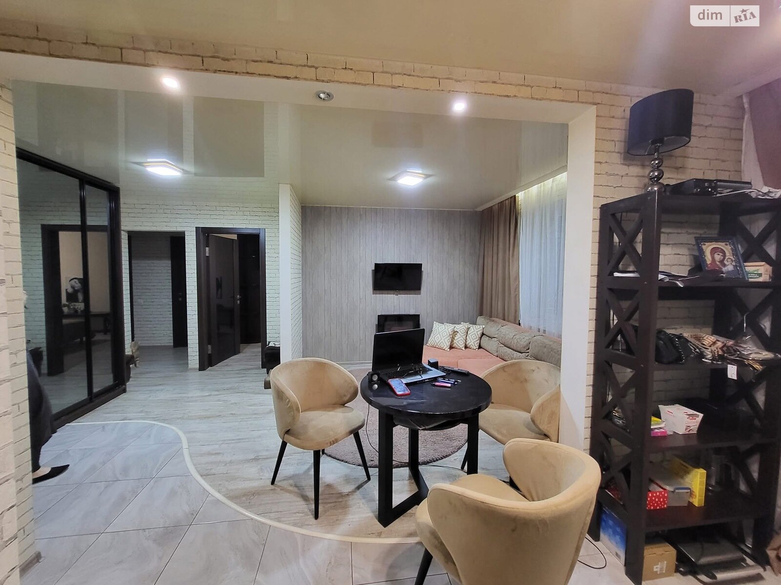 Продажа трехкомнатной квартиры в Виннице, на ул. Стельмаха 15, район Вишенка фото 1 Продажа трехкомнатной квартиры в Виннице, на ул. Стельмаха 15, район Вишенка фото 1