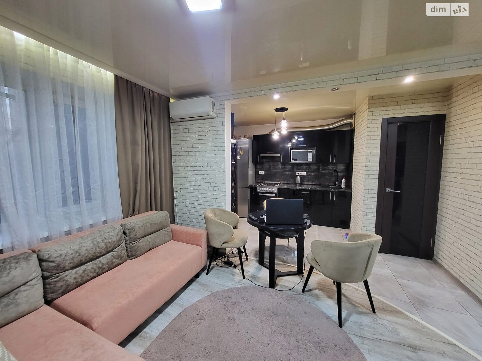 Продажа трехкомнатной квартиры в Виннице, на ул. Стельмаха 15, район Вишенка фото 1 Продажа трехкомнатной квартиры в Виннице, на ул. Стельмаха 15, район Вишенка фото 1