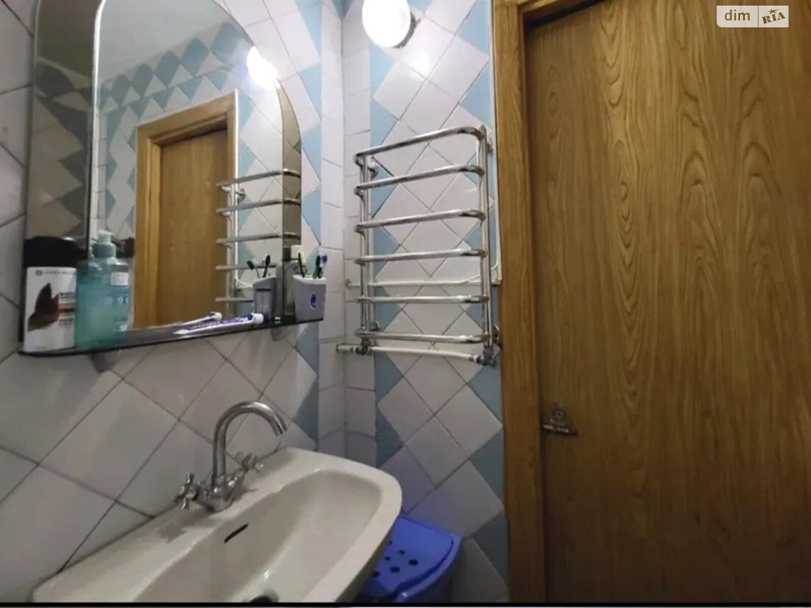 Продажа трехкомнатной квартиры в Виннице, на ул. Стельмаха, район Вишенка фото 1 Продажа трехкомнатной квартиры в Виннице, на ул. Стельмаха, район Вишенка фото 1