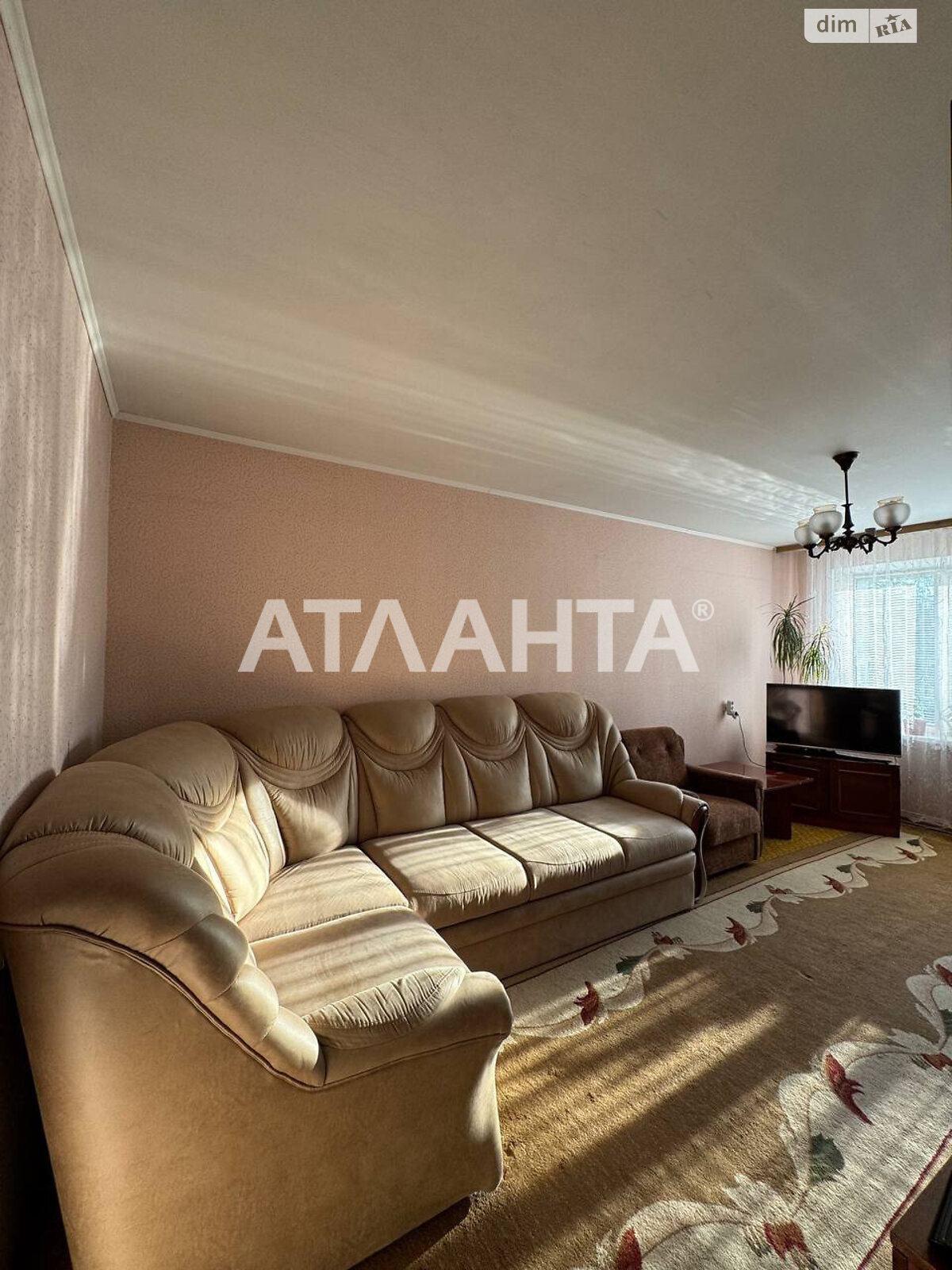 Продажа трехкомнатной квартиры в Виннице, на ул. Стельмаха, район Вишенка фото 1 Продажа трехкомнатной квартиры в Виннице, на ул. Стельмаха, район Вишенка фото 1