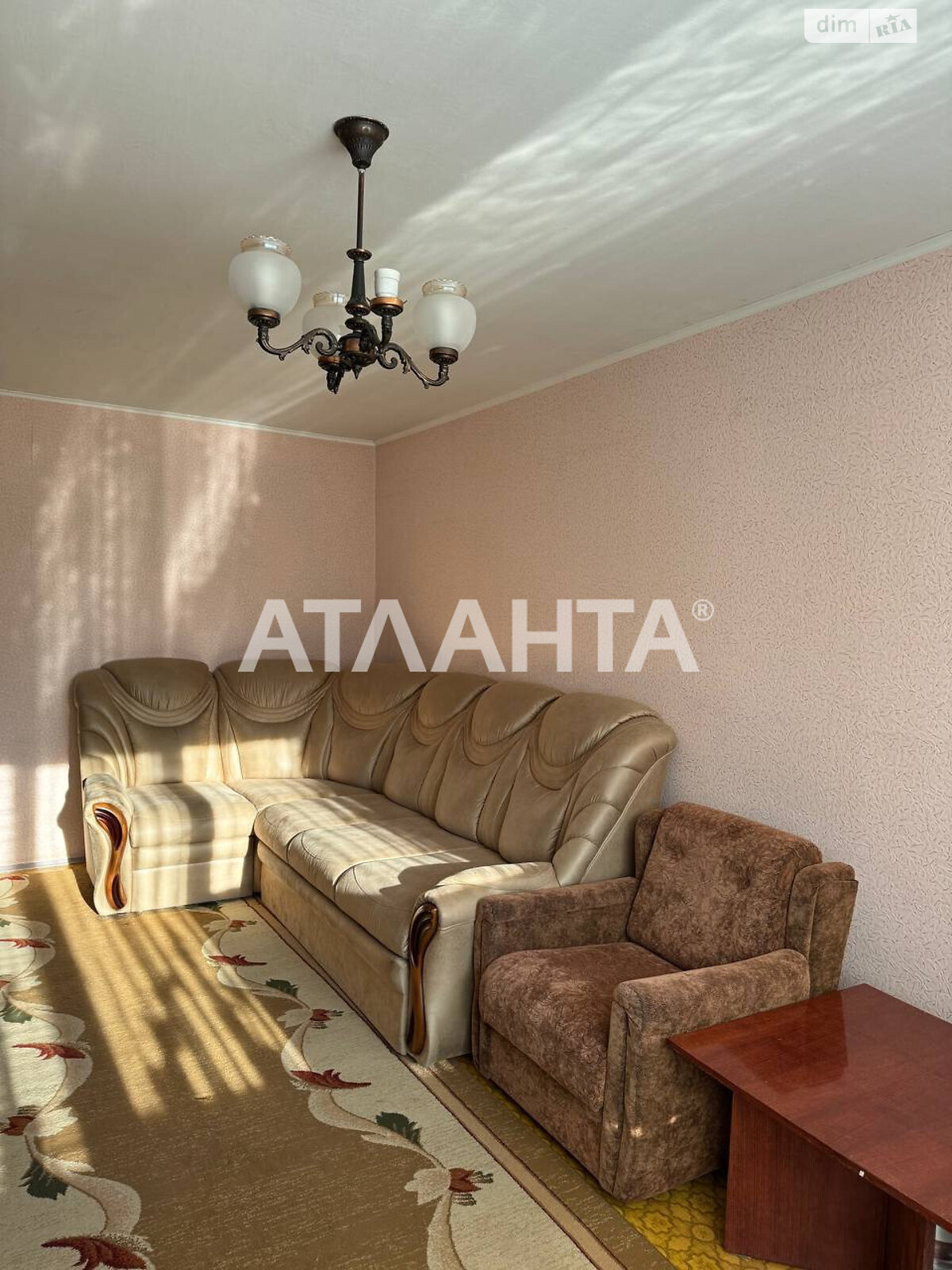 Продажа трехкомнатной квартиры в Виннице, на ул. Стельмаха, район Вишенка фото 1 Продажа трехкомнатной квартиры в Виннице, на ул. Стельмаха, район Вишенка фото 1