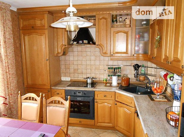 Продаж трикімнатної квартири в Вінниці на вул. Воїнів-Інтернаціоналістів район Вишенька фото 1 Продаж трикімнатної квартири в Вінниці на вул. Воїнів-Інтернаціоналістів район Вишенька фото 1