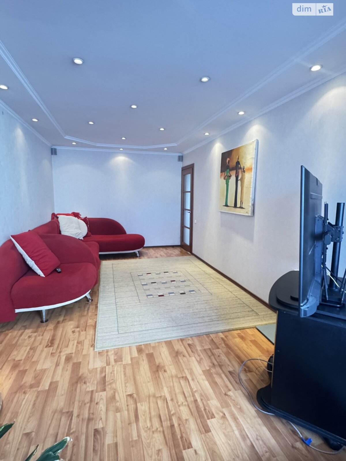 Продажа трехкомнатной квартиры в Виннице, на пр. Юности 11, район Вишенка фото 1 Продажа трехкомнатной квартиры в Виннице, на пр. Юности 11, район Вишенка фото 1