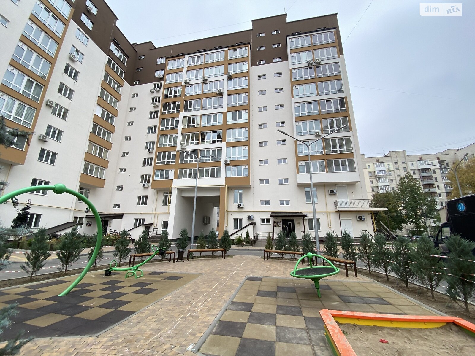Продажа двухкомнатной квартиры в Виннице, на просп. Юности 16Б, район Вишенка фото 1 Продажа двухкомнатной квартиры в Виннице, на просп. Юности 16Б, район Вишенка фото 1