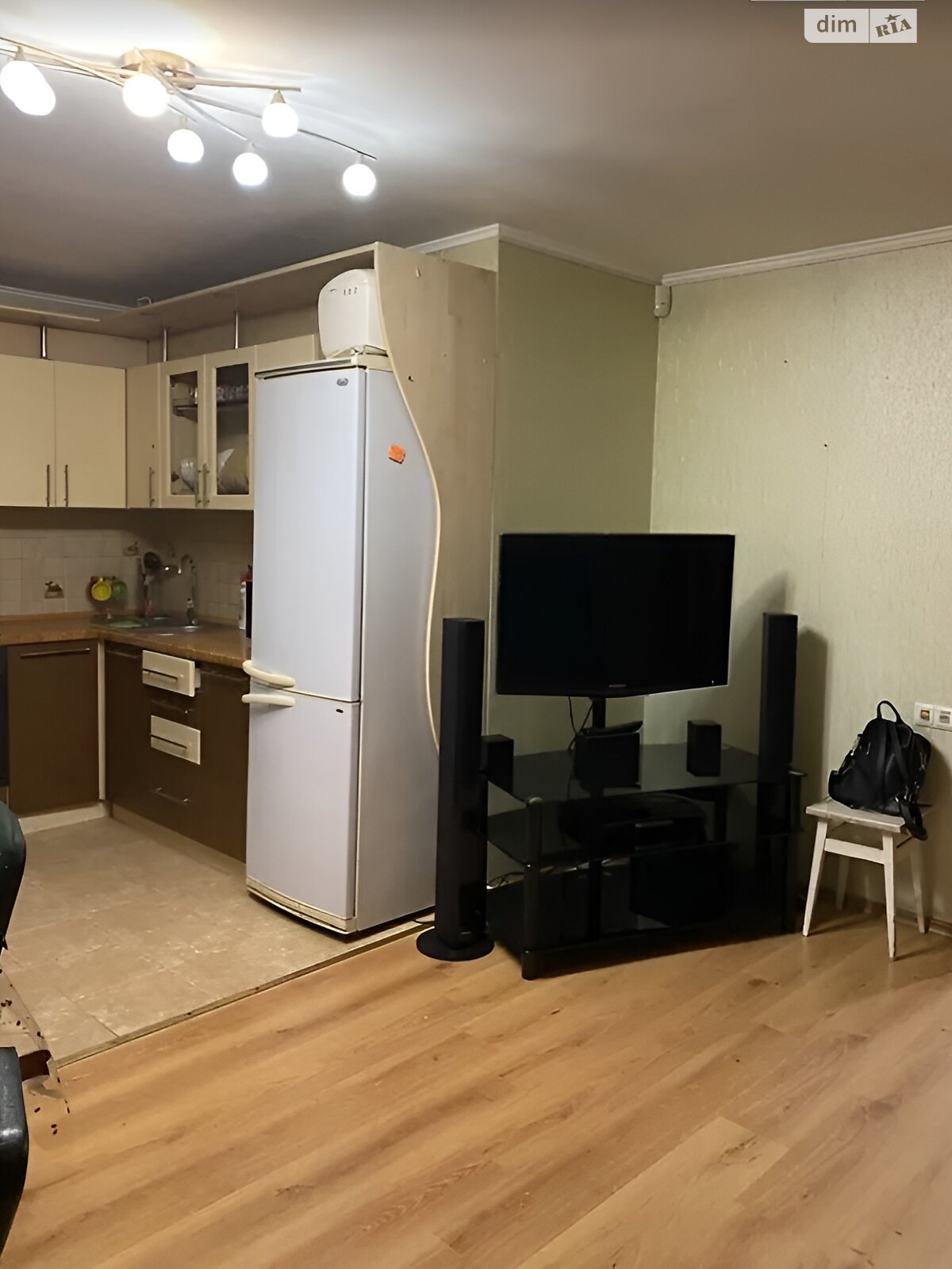 Продаж трикімнатної квартири в Вінниці, на просп. Юності 83, район Вишенька фото 1 Продаж трикімнатної квартири в Вінниці, на просп. Юності 83, район Вишенька фото 1