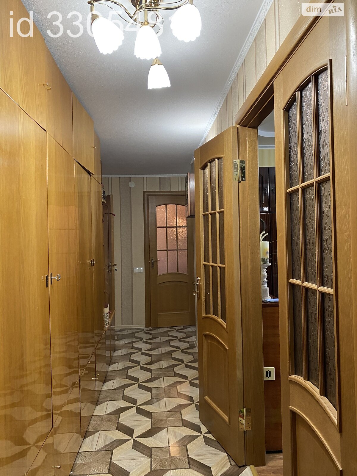 Продажа трехкомнатной квартиры в Виннице, на просп. Юности, район Вишенка фото 1 Продажа трехкомнатной квартиры в Виннице, на просп. Юности, район Вишенка фото 1