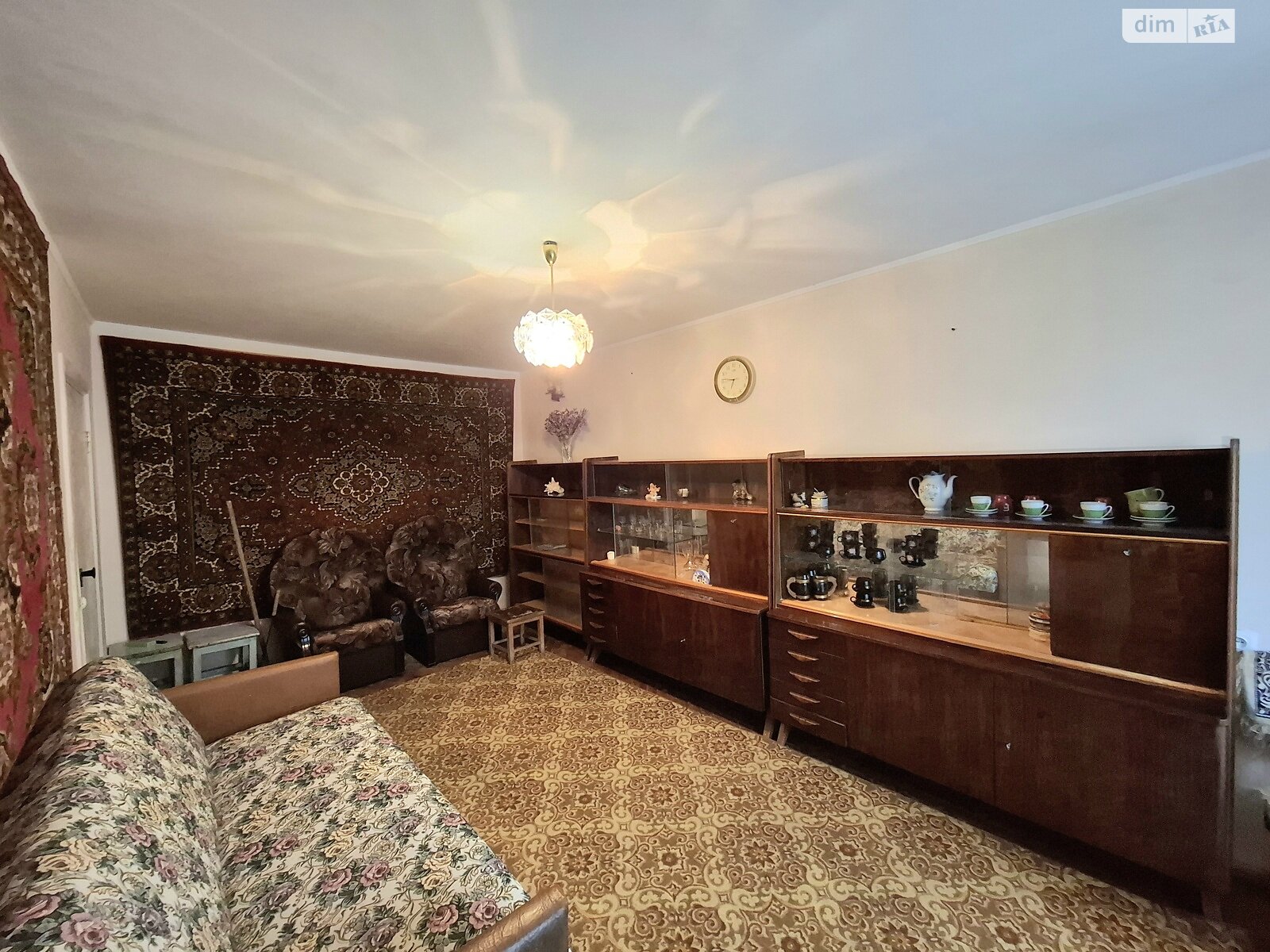 Продажа трехкомнатной квартиры в Виннице, на просп. Юности, район Вишенка фото 1 Продажа трехкомнатной квартиры в Виннице, на просп. Юности, район Вишенка фото 1